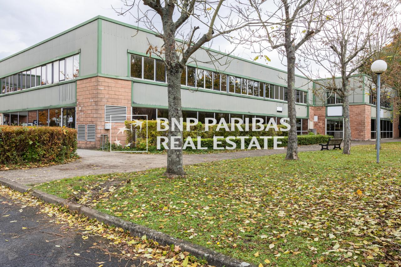 Bureau Saint Thibault des Vignes 414m² Location bureau Saint Thibault des Vignes Seine-et-Marne OLBUR2205554 2